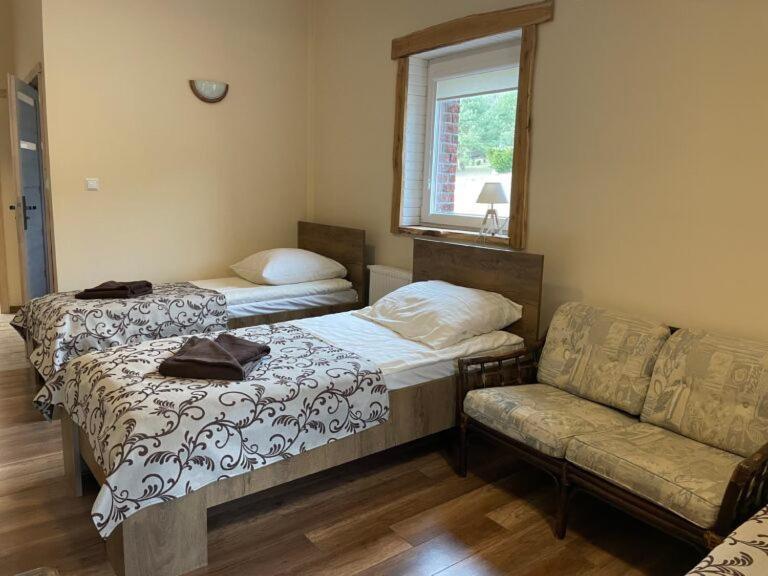 Siedlisko Pod Debem Guest house