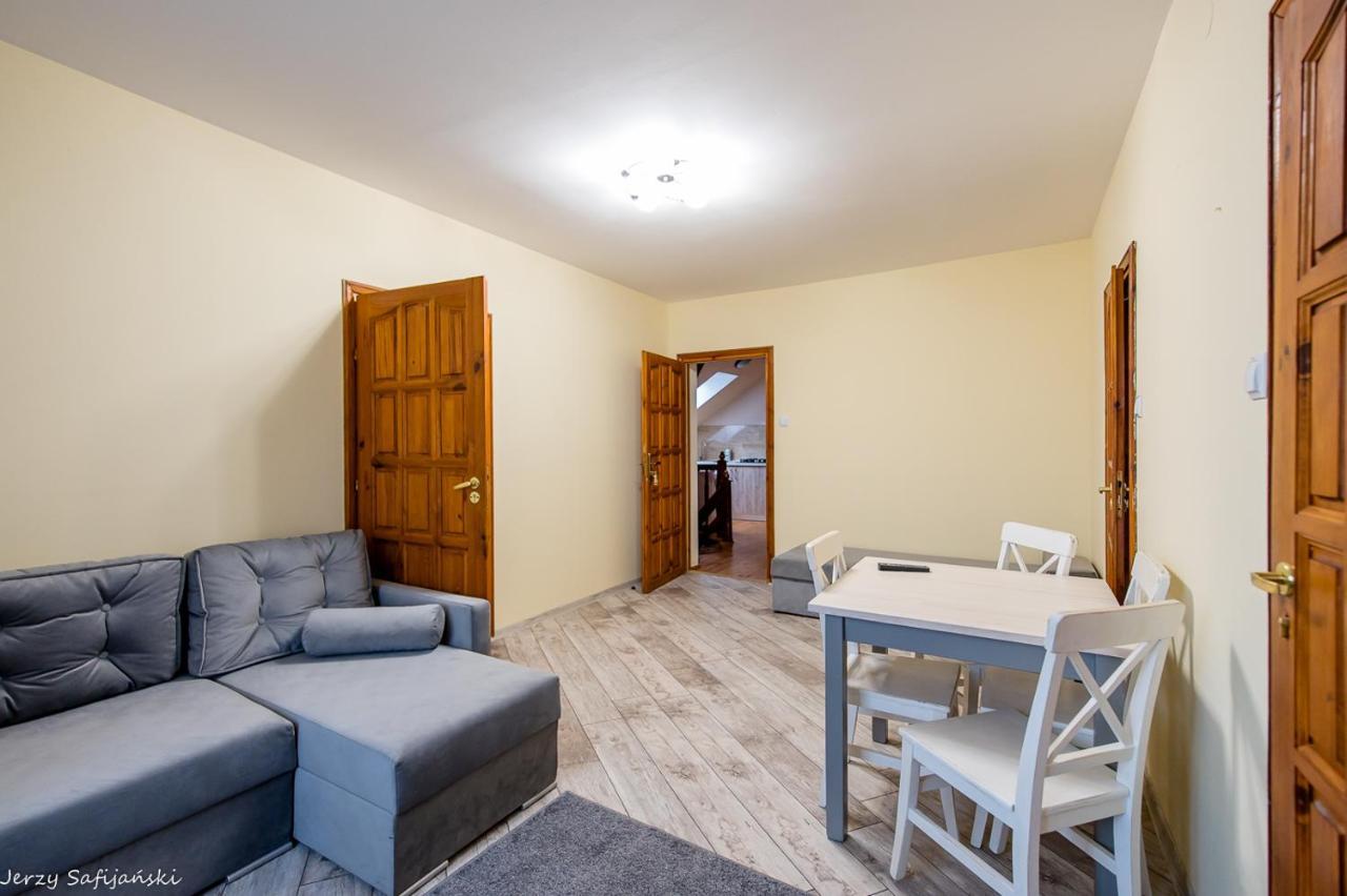 Siedlisko Pod Debem Guest house *